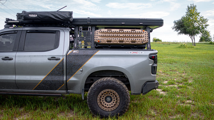 Taruca Dark Rogue Rooftop Tent