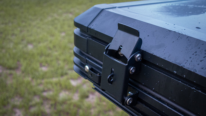 Taruca Dark Rogue Rooftop Tent