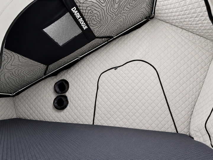 Taruca Dark Rogue Rooftop Tent 2.0