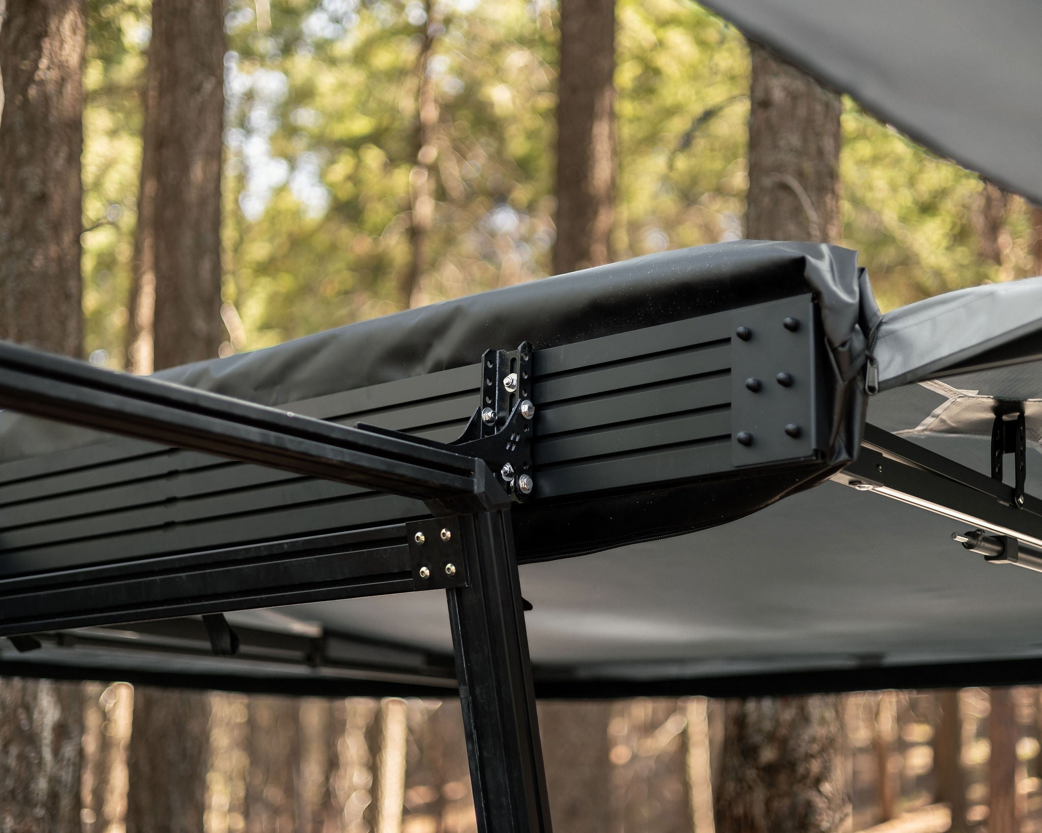 Taruca Rogue 180 Dual + R-Filler Awning – Taruca Adventure Gear