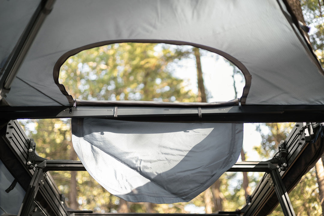 tent entrance Taruca Rogue 270+ XC D-Access Awning LHS