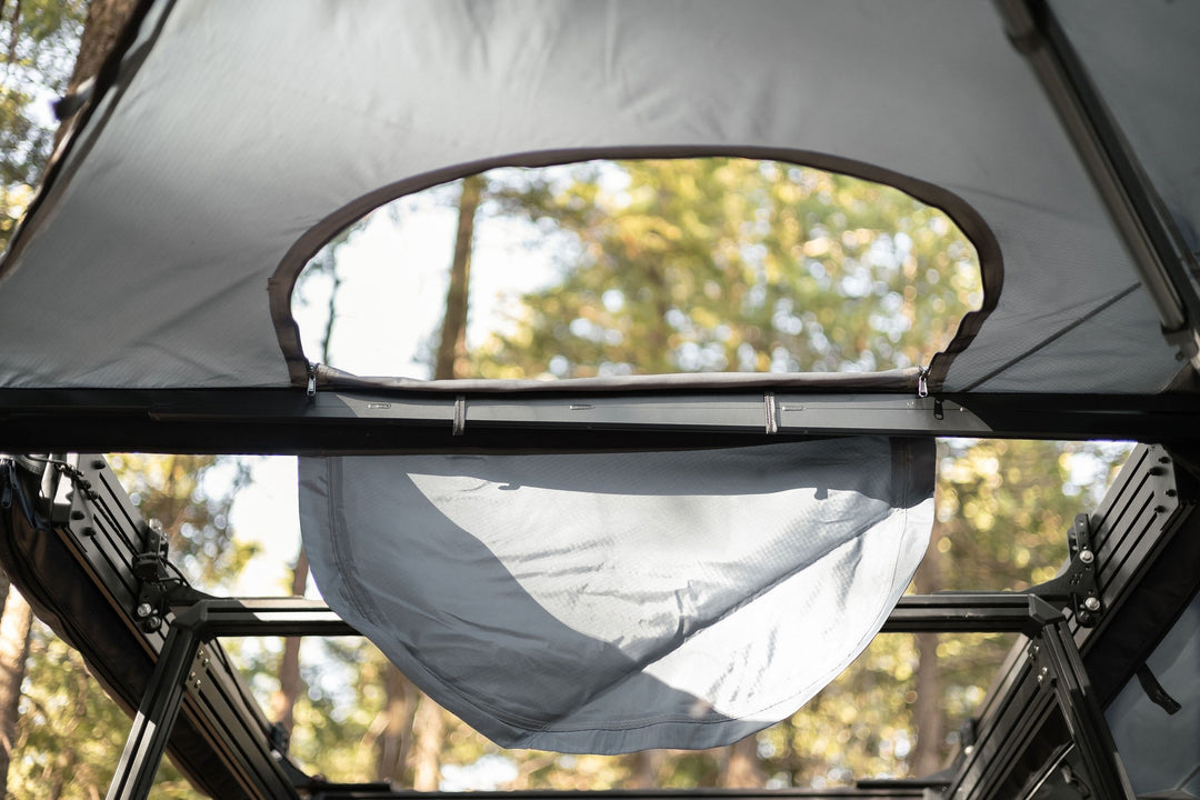 roof top tent awning Taruca Rogue 270+ XC D-Access Awning LHS